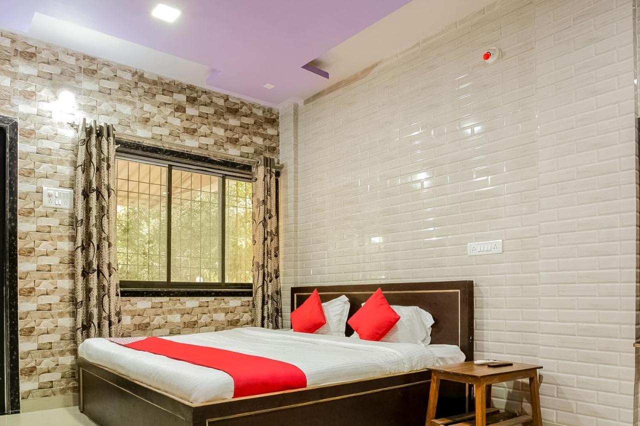 Oyo 63030 Mhatre Farm & Resort Chinchani Exterior photo
